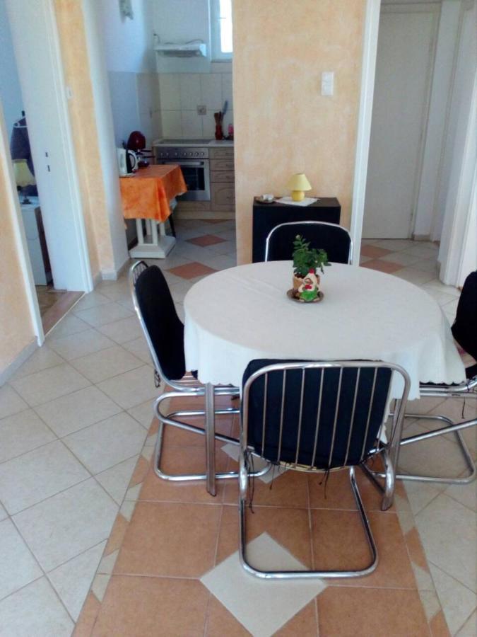 فيلا Uj Elet Weekend House Balatonkeresztúr المظهر الخارجي الصورة
